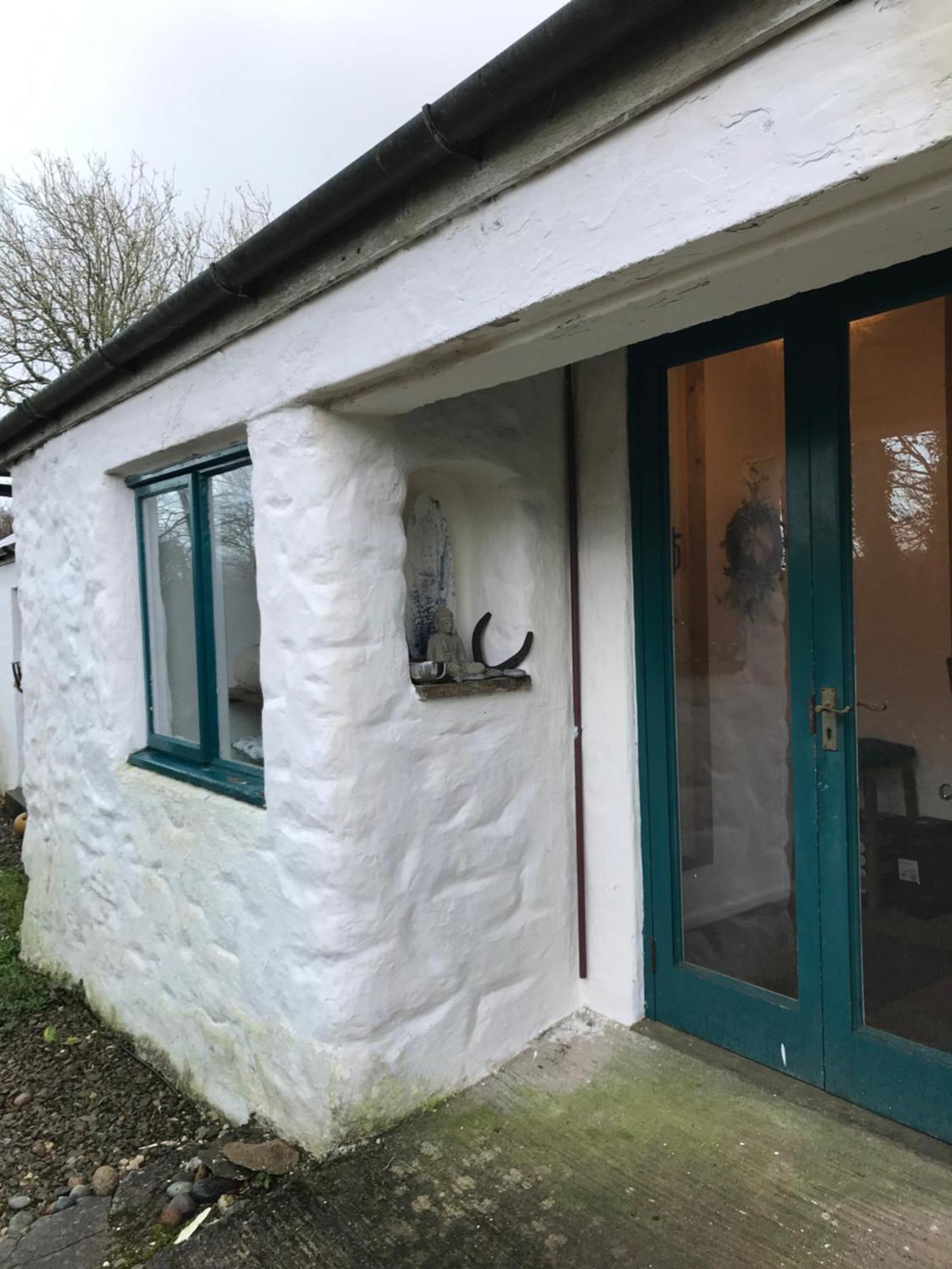 Appartement Tiny Cosy Snug à Manorowen Extérieur photo