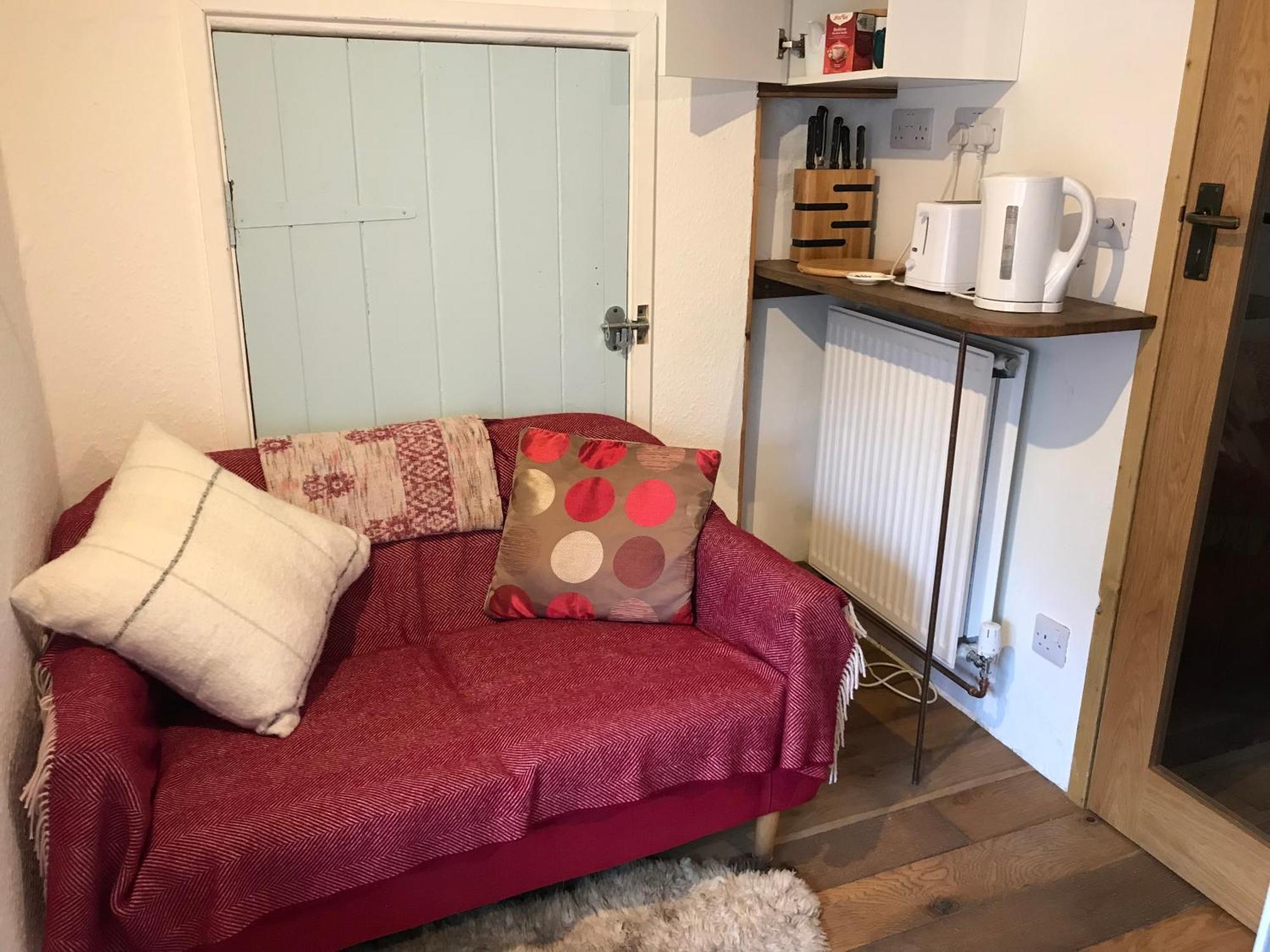 Appartement Tiny Cosy Snug à Manorowen Extérieur photo